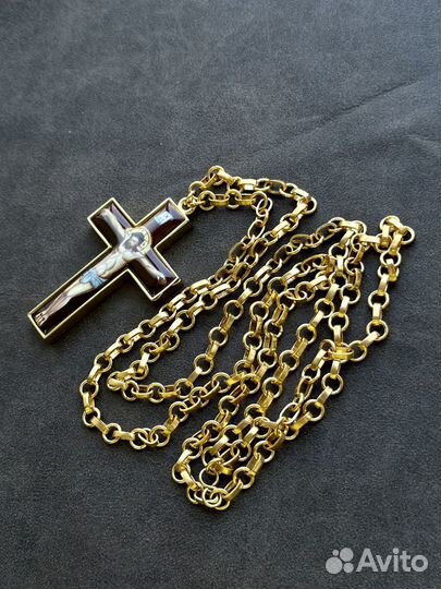 Крест наперсный латунный в позолоте с эмалью и цеп