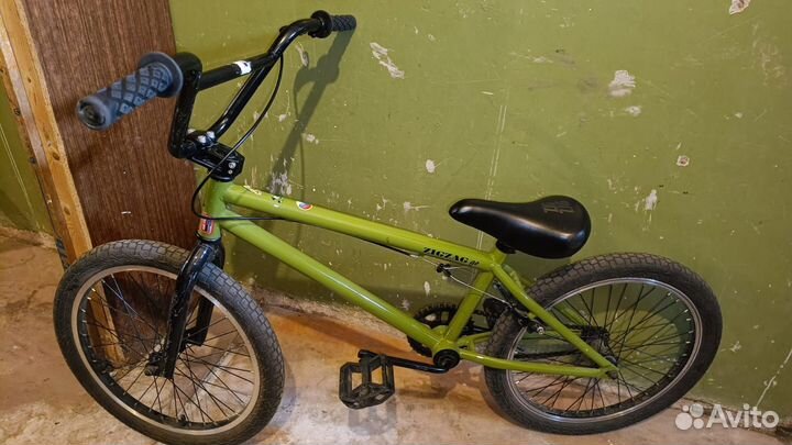 Трюковой велосипед BMX