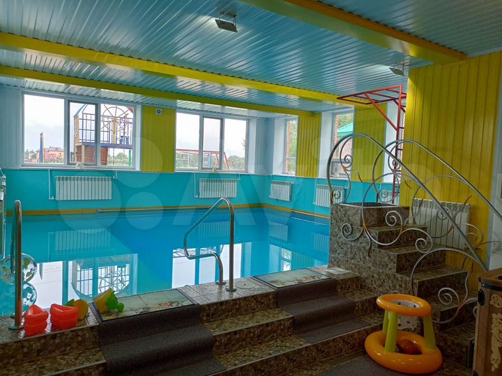 Гостиница, 315 м²