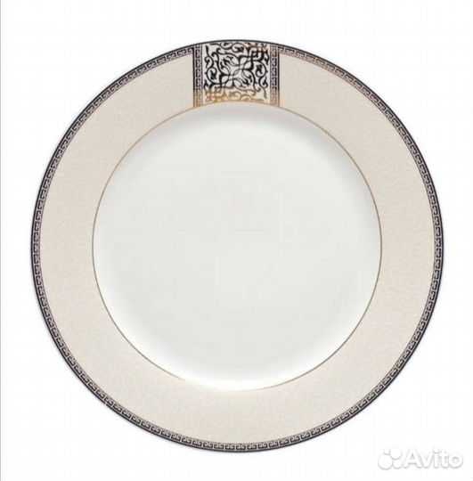 Тарелки десертные, большие плоские и глубокие