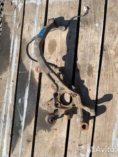 Цапфа задняя правая Hyundai Sonata EF G4JP 2005