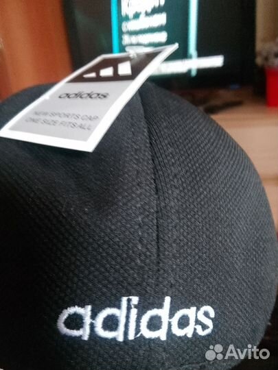 Бейсболка мужская новая