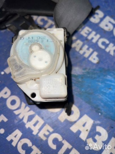 Задний левый ремень безопасности Honda Jazz 2003