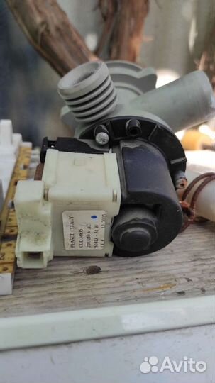 Запчасти для стиральной машины Indesit W105TX