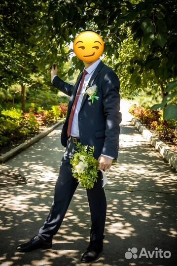 Мужской свадебный костюм 48