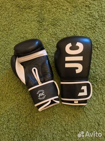 Боксерские перчатки 16 oz кожа