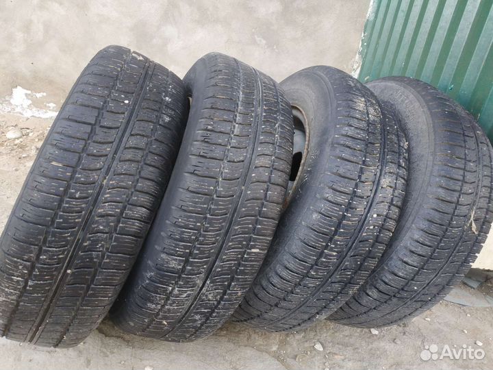 Accelera AT 70-75 175/70 R13