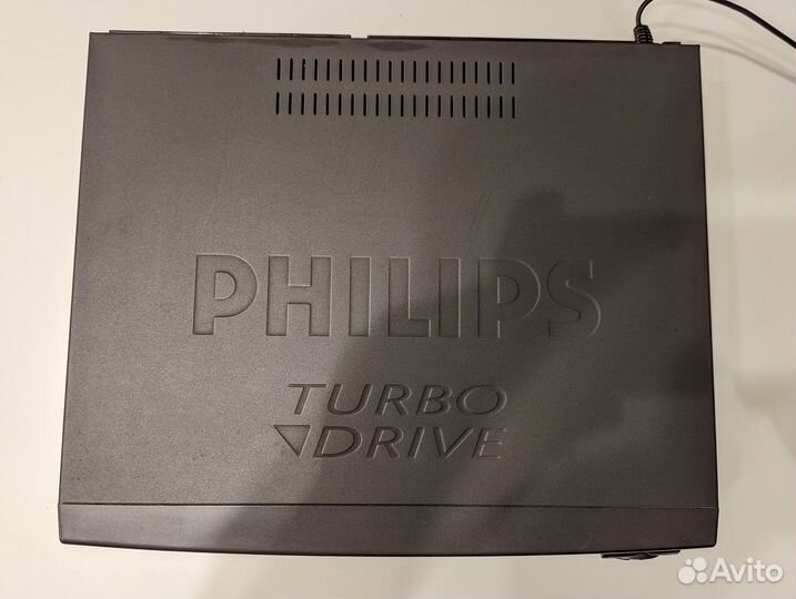 Hi-Fi Stereo видеомагнитофон VHS Philips VR 797/55