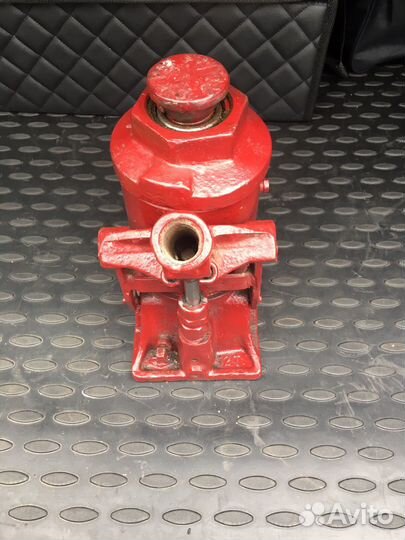 Домкрат гидравлический 12 тонн б/у