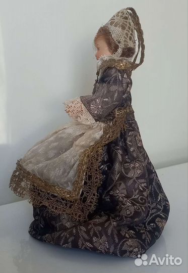 Кукла из пластика. Petitcollin. Франция