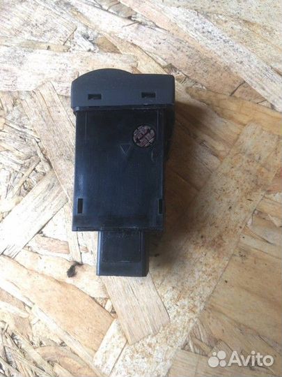 Кнопка освещения панели приборов Mazda 3