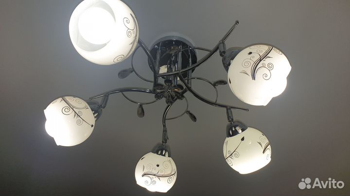 Люстра потолочная