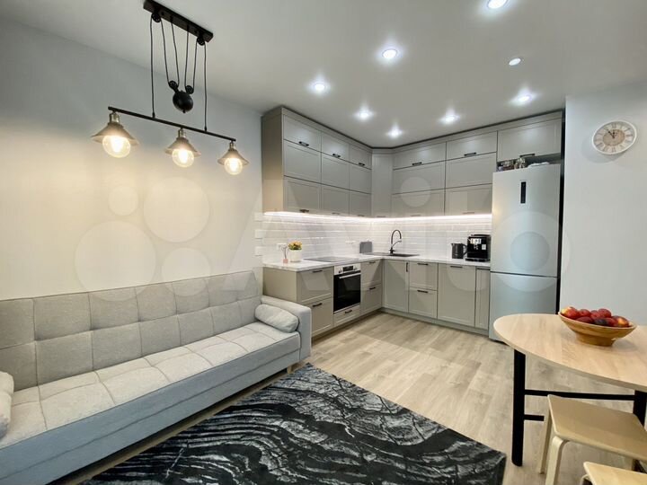 2-к. квартира, 61 м², 2/10 эт.