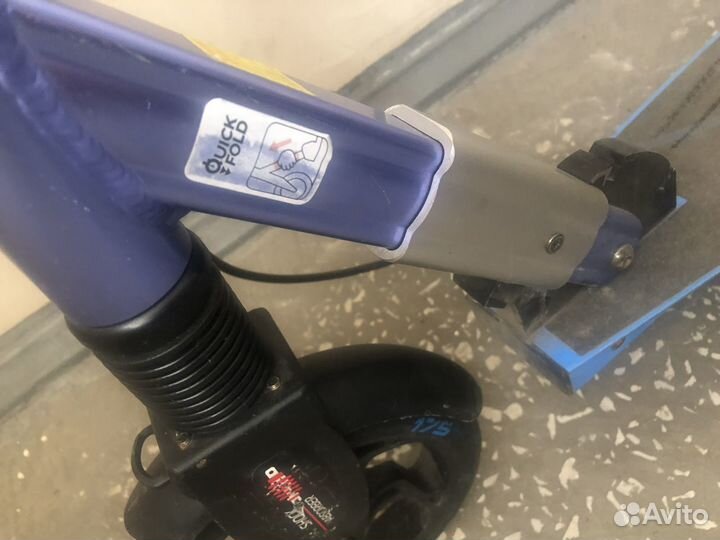 Самокат городской Roces 175 Man