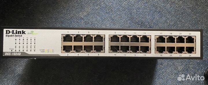 Коммутатор неуправляемый D-link DGS-1024D