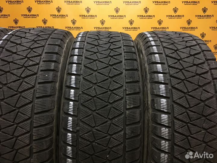Bridgestone Blizzak DM-V2 235/65 R17 108S