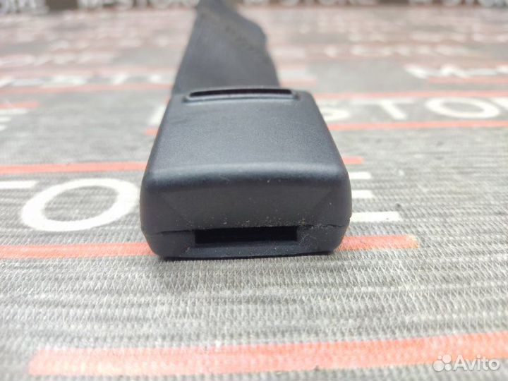 Замок ремня безопасности задний Bmw 3-Series E90