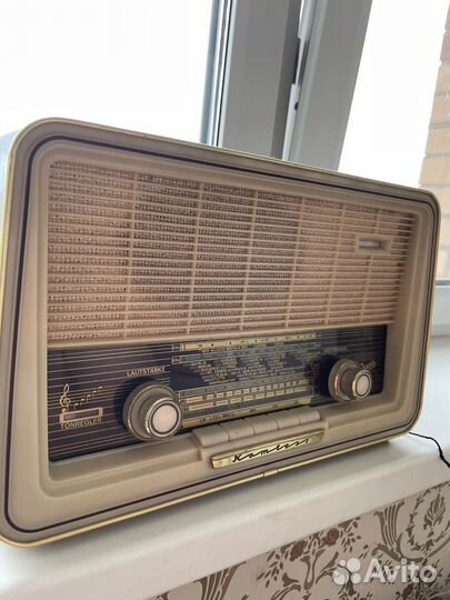 Ламповый радиоприемник graetz komess 811