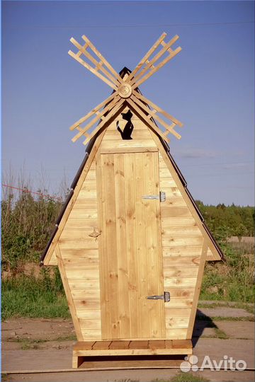 Дачный туалет деревянный SOX559