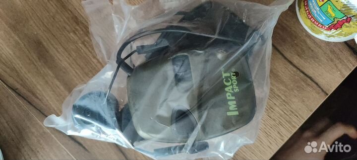 Шумоподавляющие наушники