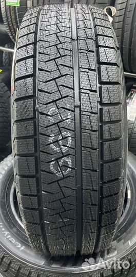 Pirelli Formula Ice FR 225/60 R18 104T