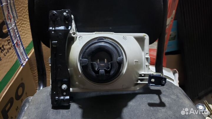 Фара Передн Лев Nissan: Terrano I 87-95