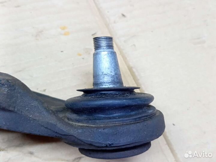 Рычаг передний правый Chrysler Voyager IV