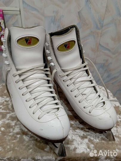 Коньки профессиональные Riedell 23 см