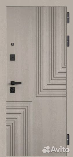 Дверь входная в квартиру