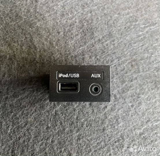 AUX-USB Разъем Hyundai i40