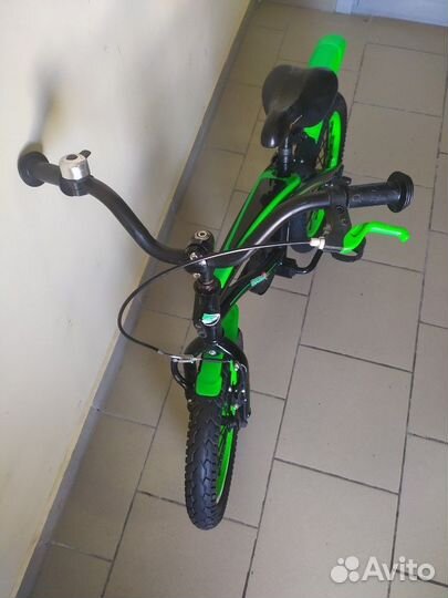 Детский велосипед 14 бу 4-7 лет