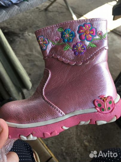 Сапожки новые 21 размер