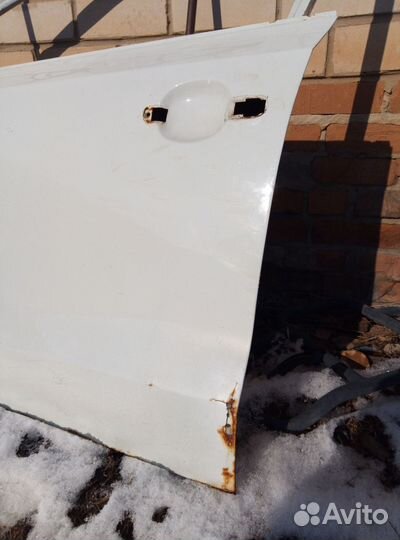 Дверь передняя левая на volkswagen polo