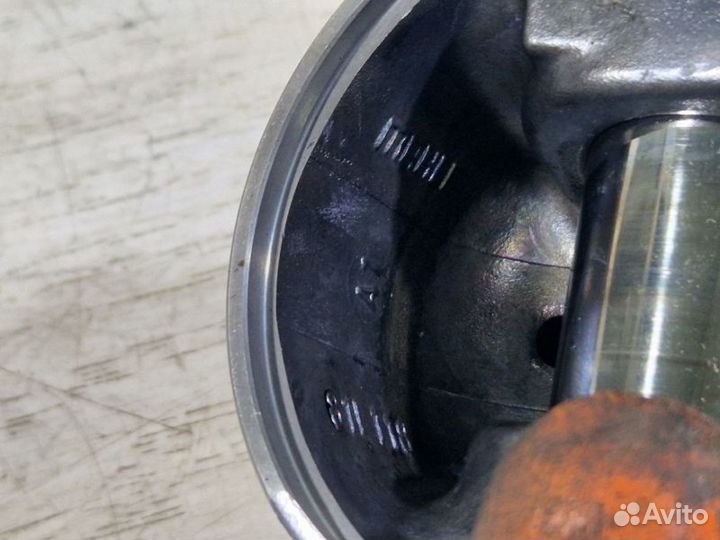 Поршень Volvo Xc90 D5244T4 2006