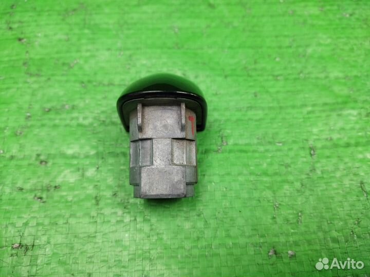 Накладка наружной ручки двери Z4/C9Z Touareg 02-10