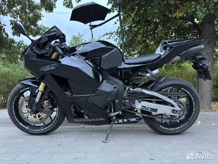 Мотоцикл Honda cbr 600 rr