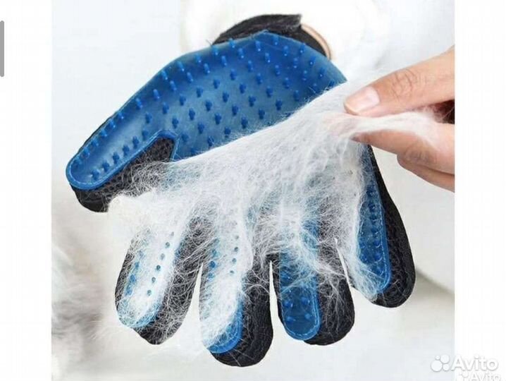 Перчатка для вычесывания животных