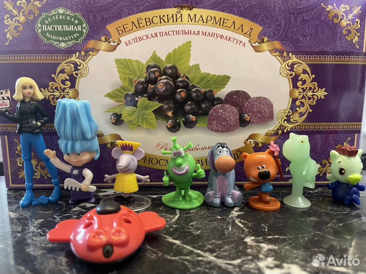 Kinder сюрприз Винни пух, Маша и медведь и т д