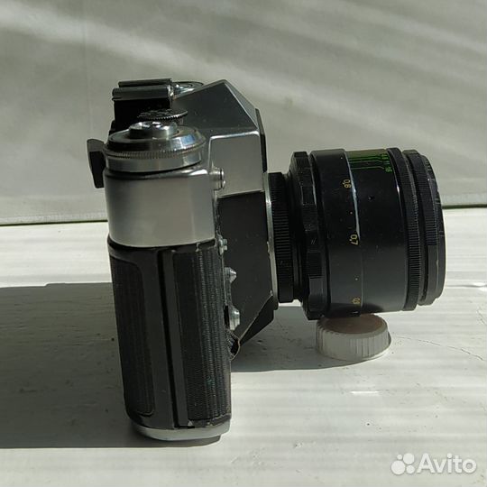 Фотоаппарат Зенит Е с Гелиосом 58 / 2