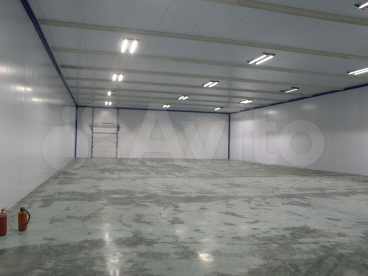 Складское помещение, 550 м²