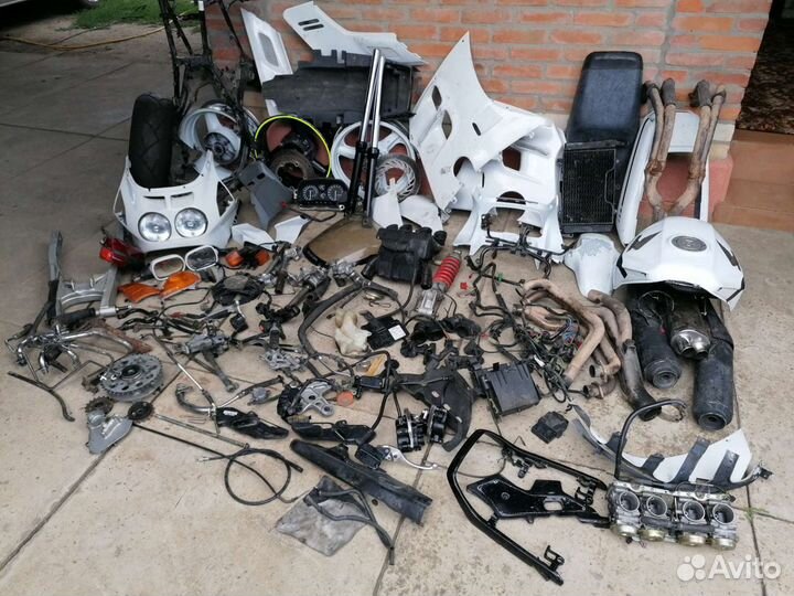 Honda cbr 1000f Разбор Запчасти