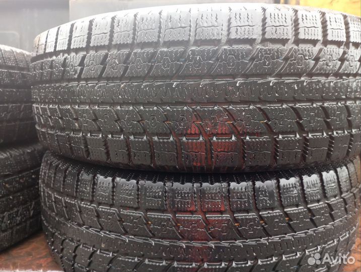 Toyo 350 205/70 R15 30M