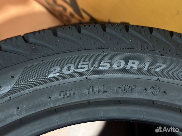 Viatti Brina V-521 205/50 R17 89T