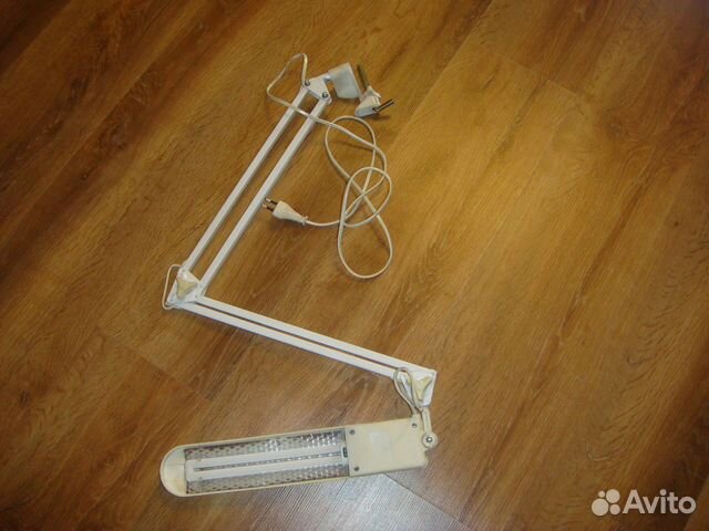 Лампа настольная