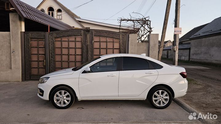 LADA Vesta 1.6 МТ, 2023, 10 000 км