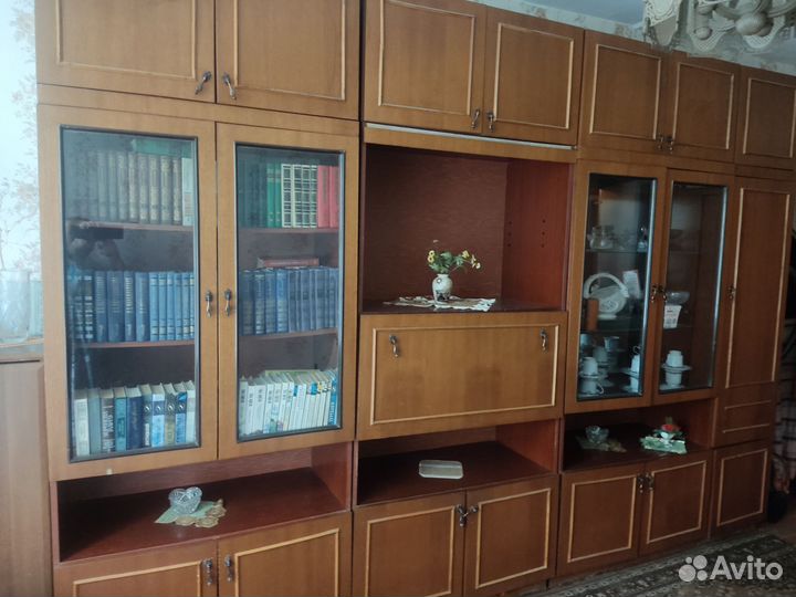 Стенка в гостиную б/у