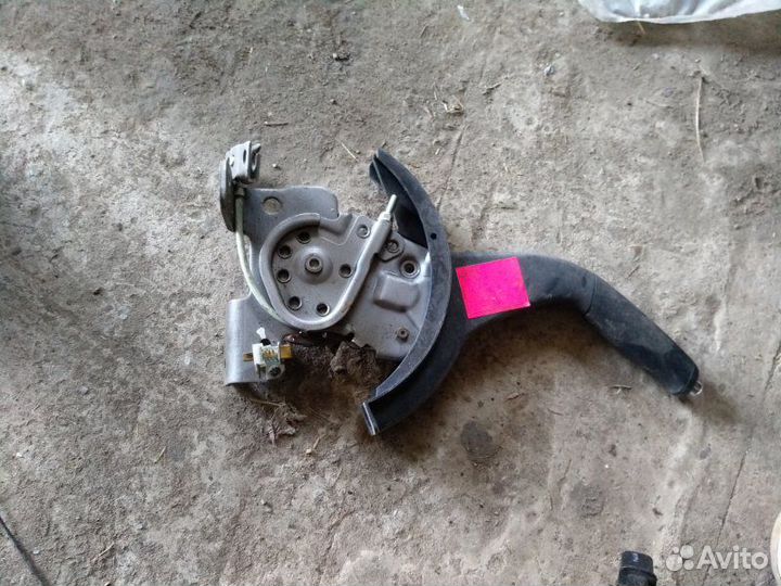 Ручка ручного тормоза Mitsubishi Lancer 10 седан