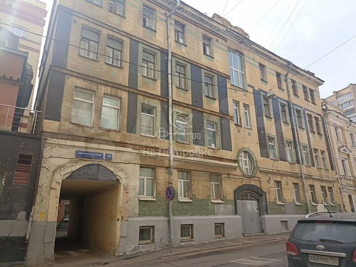 6-к. квартира, 139,9 м², 4/4 эт.