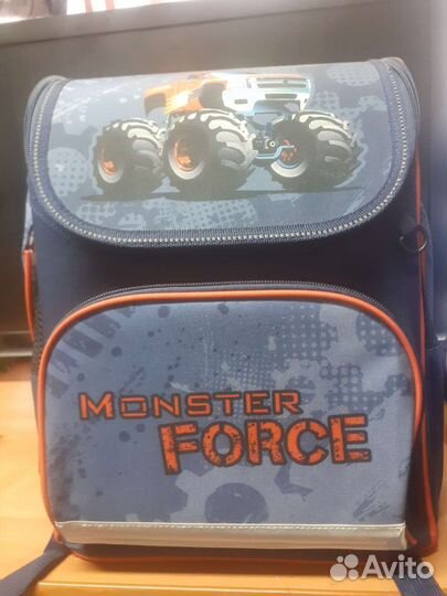 Портфель для мальчика школьный новый