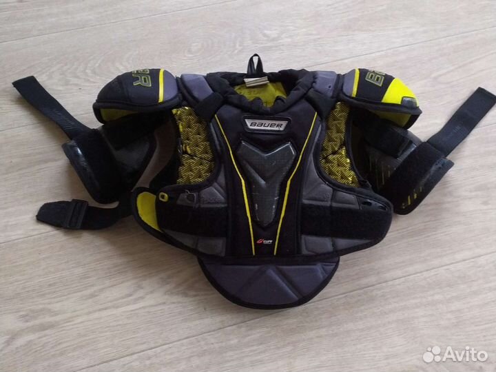 Нагрудник хоккейный jr m